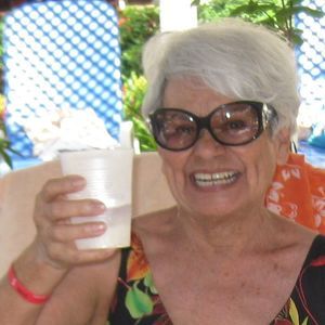 Meet your Posher, Eve